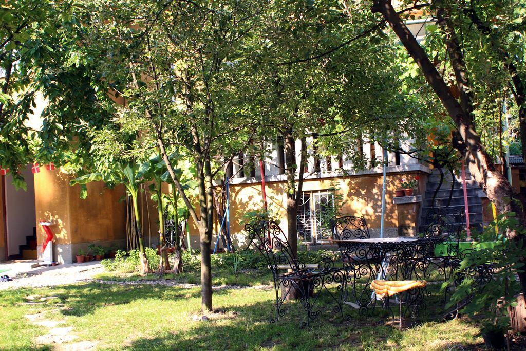 Hostel Costel Timişoara Exterior foto